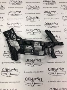 Каркас бампера правый на Mercedes W204 Каркас бампера правый на Mercedes W204
